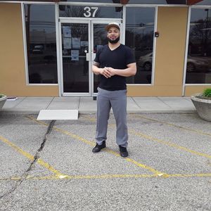 Meet your Posher, Emmanuel